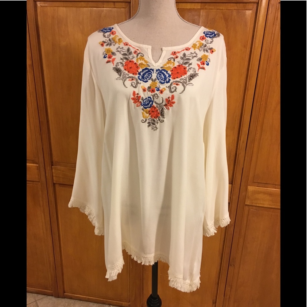 Style&Co creme/floral tunic